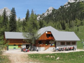 Zelenica Mountain Hostel