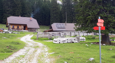 Pastures Galore Beneath Košuta – Slovenia’s Longest Mountain
