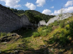 hrad Altgutenberg neboli Hudi grad(foto: Majda Mihovec)