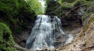 Der Wasserfall Stegovniški slap